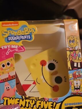 Nickelodeon SpongeBob SquarePants Yellow Plush Figure with Red Tie